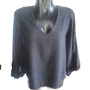 Vici Black V-Neck Puff Sleeve Textured Top S